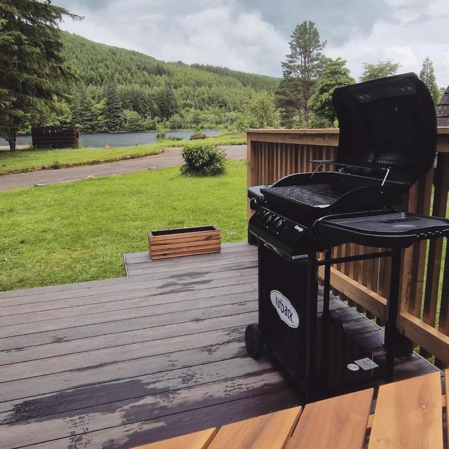 Bonnie Lodge-Lochside Location With Hot Tub Invergarry Exterior foto